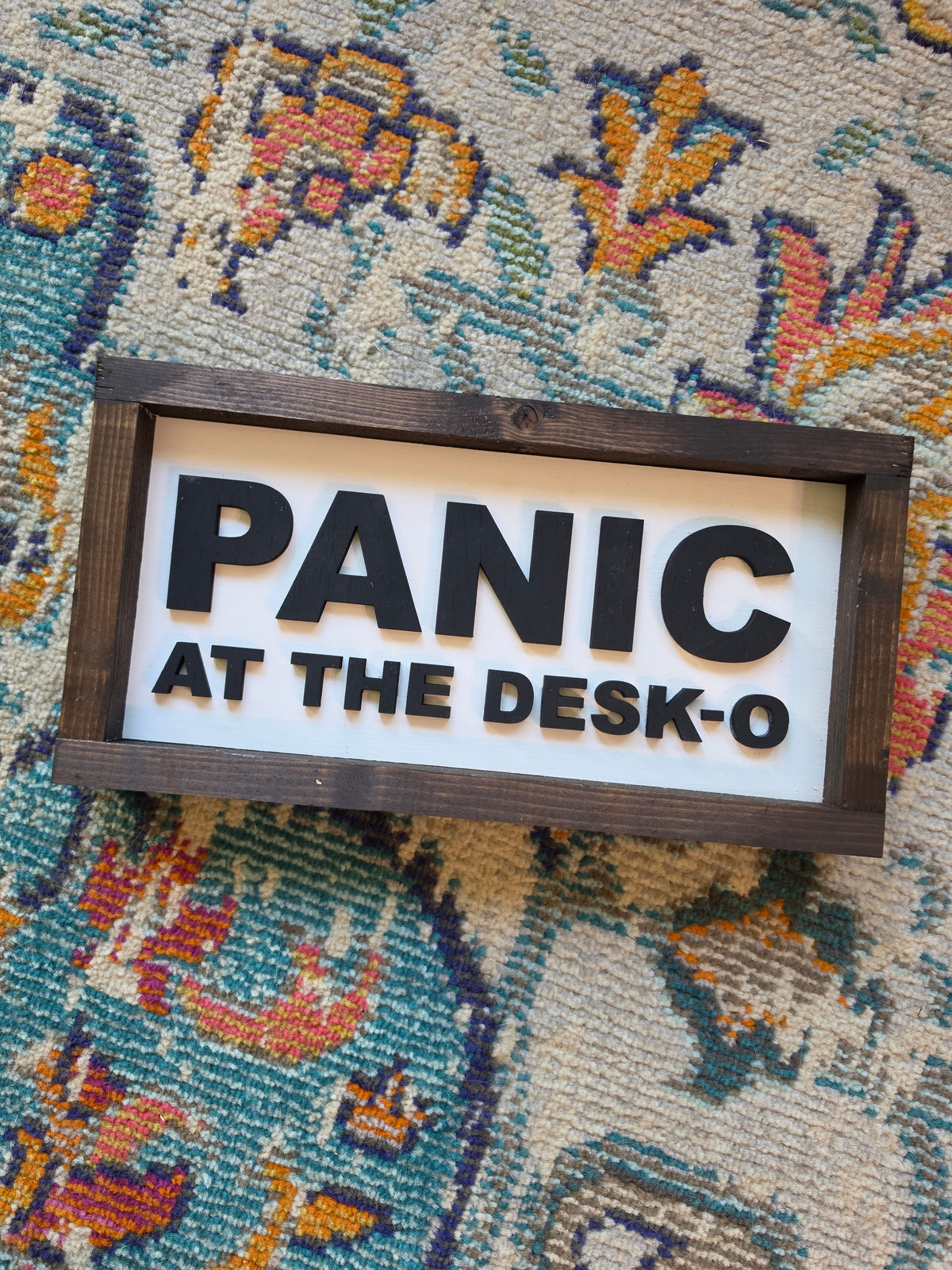 Panic at the desk-o